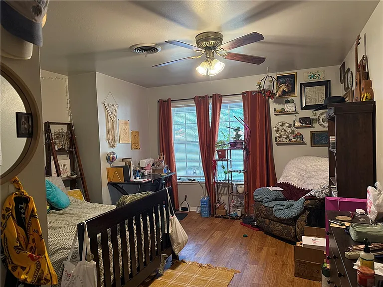 1403 Village Dr — Photo 9