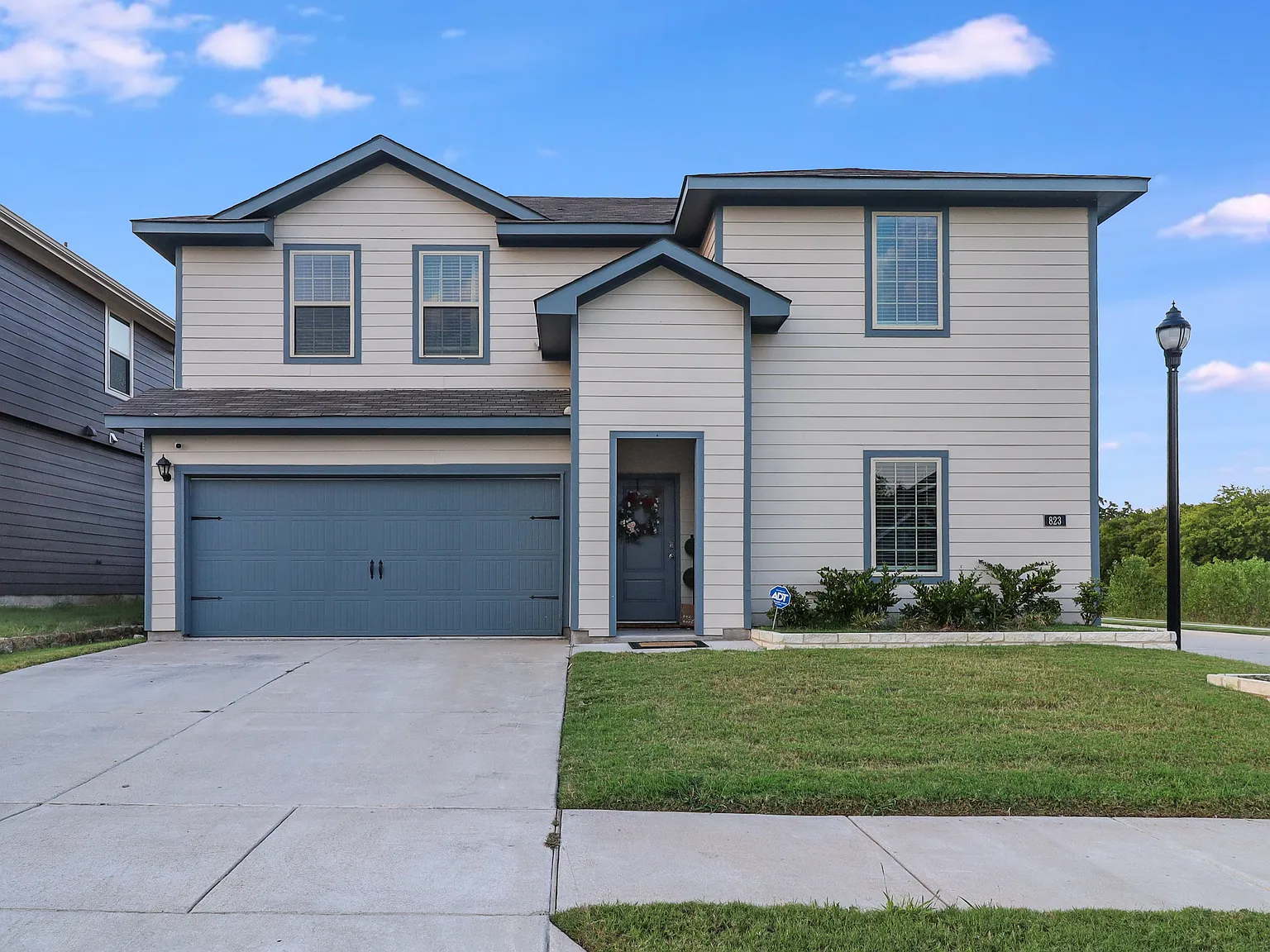823 Coastline Way — Photo 1
