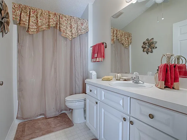1129 Santa Cruz Dr — Photo 14