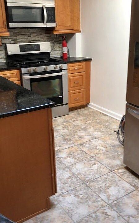 1st image of 3924 De Reimer Ave