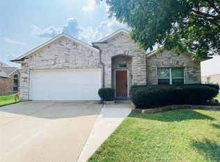 5843 Twilight Dr, Grand Prairie, TX 75052