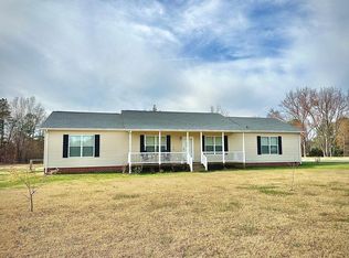 1168 Grubby Rd, Halifax, VA 24558