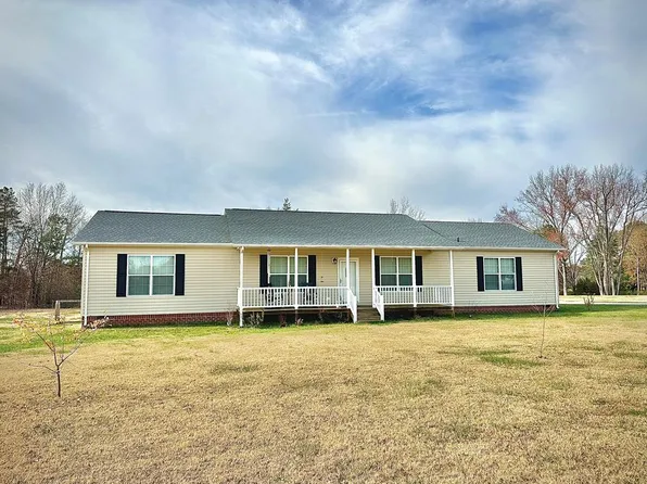 1168 Grubby Rd, Halifax, VA 24558