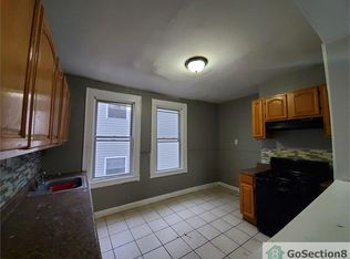 173 Osborne Ter, Newark, NJ 07112