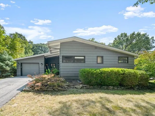5215 W 77th Ter, Prairie Village, KS 66208