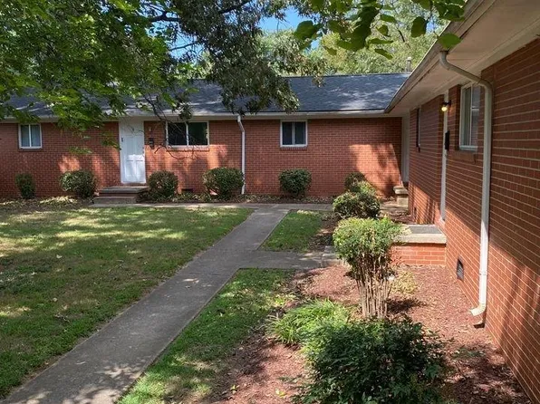 2406 Spring Garden St #4, Greensboro, NC 27403