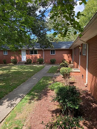 2406 Spring Garden St #4 Photo 1