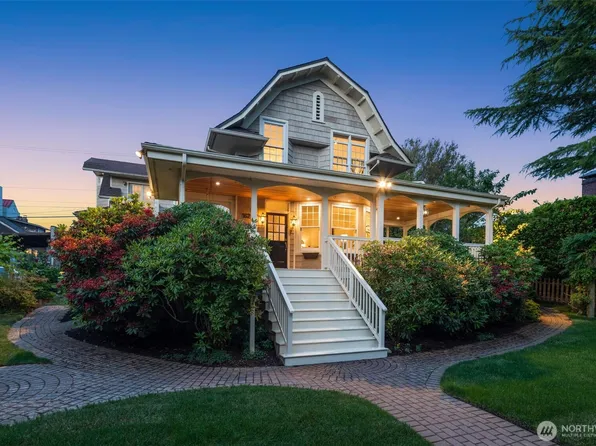 1624 44th Avenue SW, Seattle, WA 98116