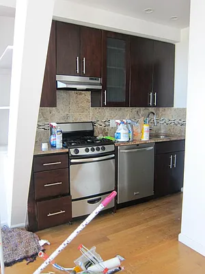 Rented by Realty 2000 Corp | media 16