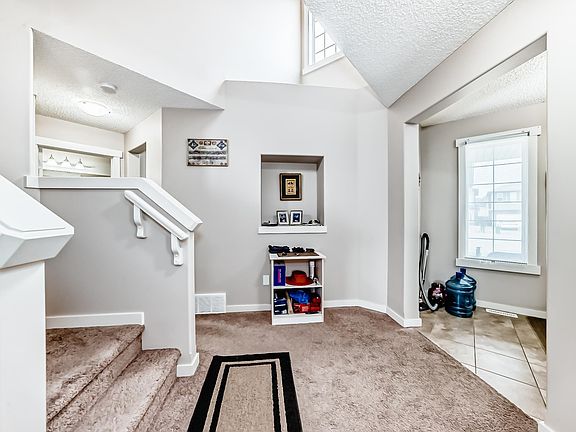 5th image of 2808 36th Ave NW