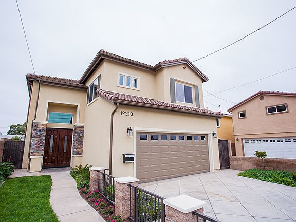 2nd image of 12210 Carver Ln
