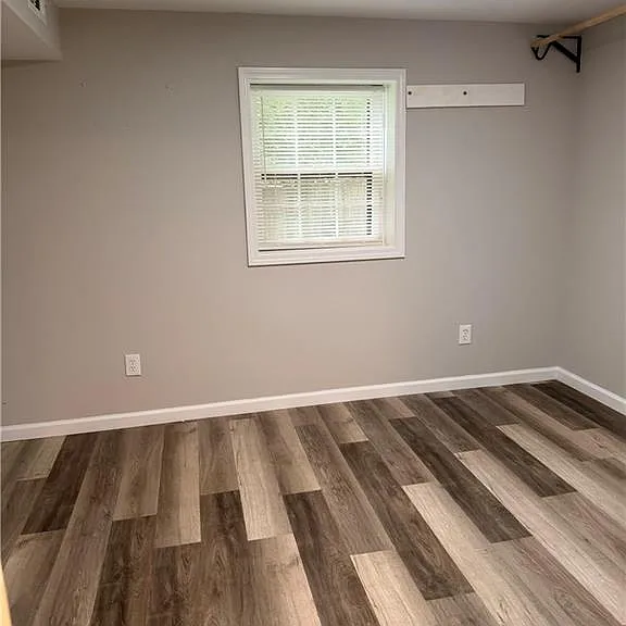 886 Killian Hill Rd SW — Photo 3