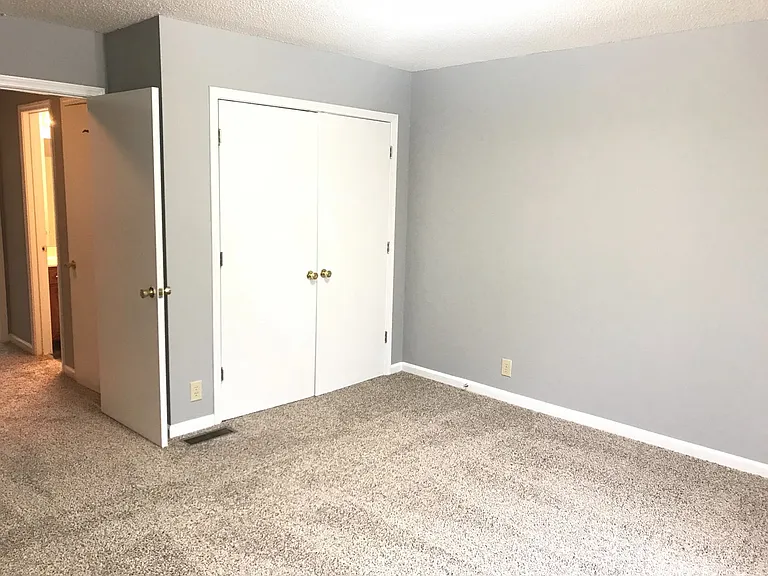 2453 W Wilson Rd — Photo 30