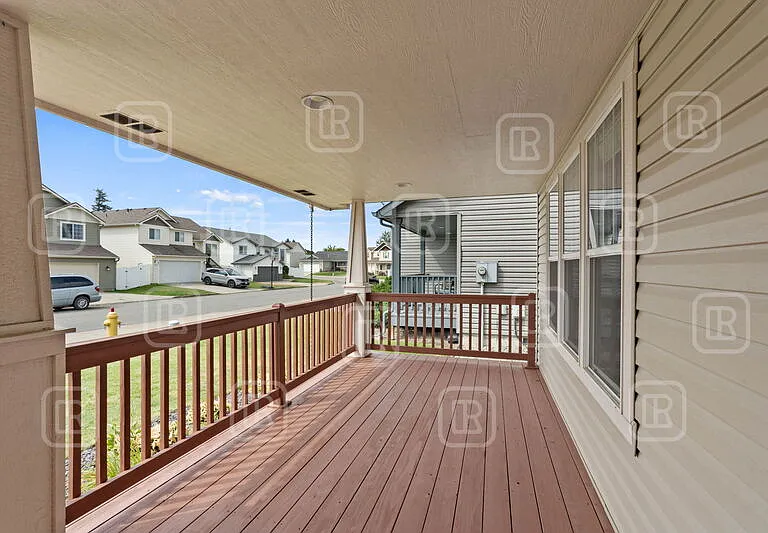 17509 E Nora Ln — Photo 2