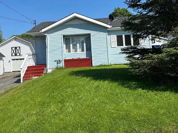 158 Pleasant Avenue, Madawaska, ME 04756