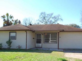 205 Redbud St, Silsbee, TX 77656
