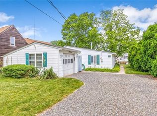 16 Cable Rd, Waretown, NJ 08758