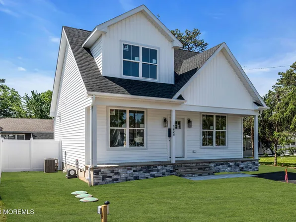 1424 Eighth Avenue, Toms River, NJ 08757