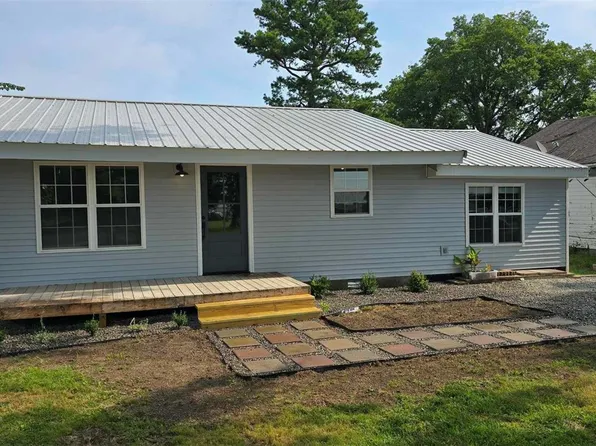 1507 Lee St, Dexter, MO 63841