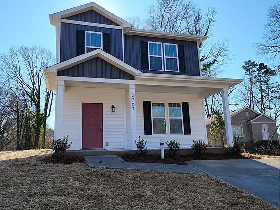 3rd image of 2707 Crescent Ln