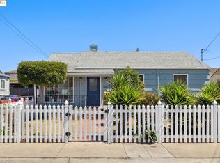 11026 Robledo Dr, Oakland, CA 94603