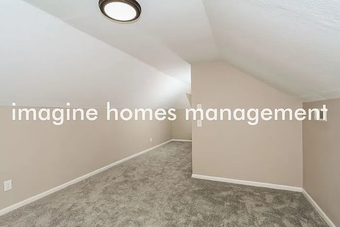 2732 Cox Ln — Photo 11