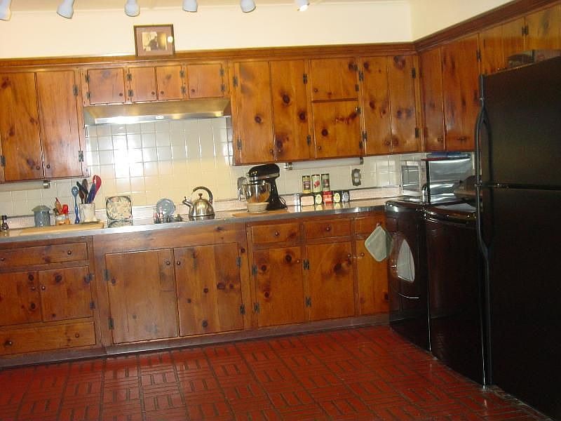 2nd image of 24 Curry Ln