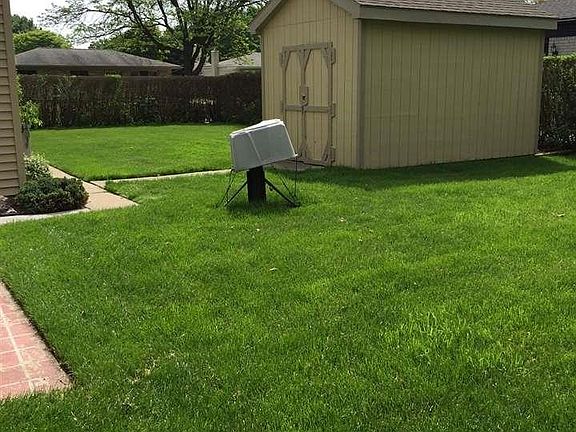5th image of 13988 Hillsdale Dr