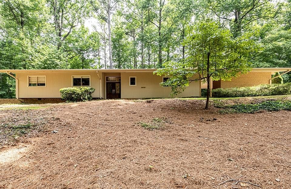1st image of 2647 Flair Knoll Dr NE