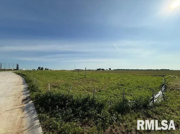 6269 Meyer, Bettendorf, IA 52722