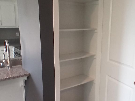 3rd image of 231 W Insley Ave #231/233