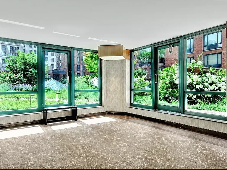 1 Irving Pl #U18C — Photo 7
