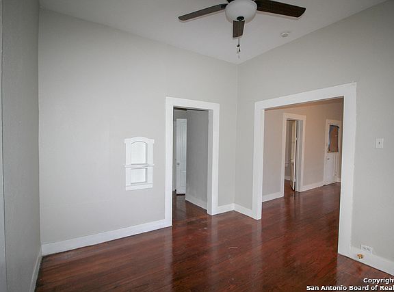 5th image of 2134 Hays St