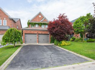 18 Windbreak Cres, Whitby, ON L1P1P8