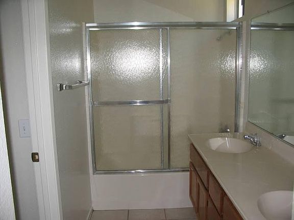 Master Bath w/Double Sink
