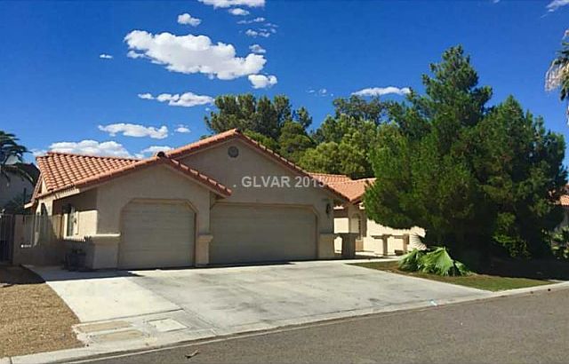 1st image of 3220 Siboney Villa Cir