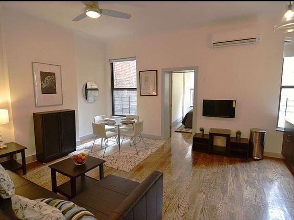4th image of 164 Underhill Ave #2RR