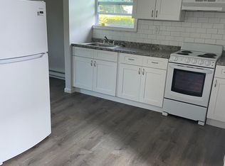 1483 E 3rd Ave, Bay Shore, NY 11706