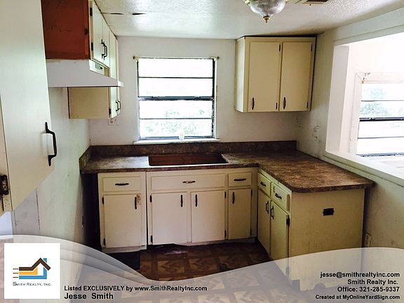 4th image of 125 E 12th St