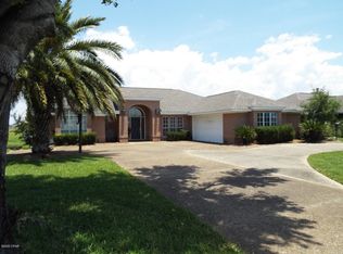 3223 Country Club Dr, Lynn Haven, FL 32444