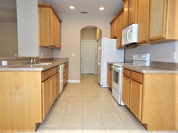 5th image of 11751 Summer Springs Dr
