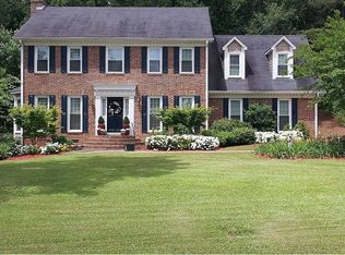 1619 Pucketts Dr SW, Lilburn, GA 30047