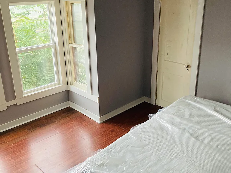5 Colfax Ave — Photo 7