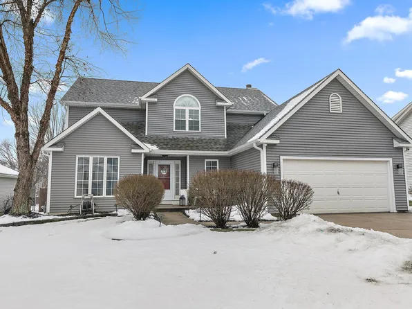 4713 Oregon Trl, McHenry, IL 60050