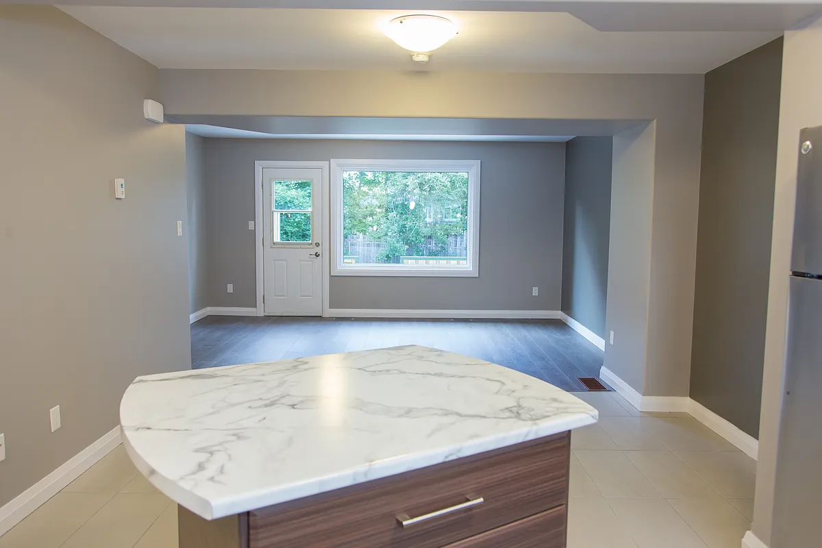 Building Photo - 1717 Lansing Ave #42