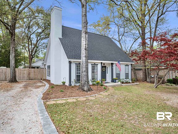 3rd image of 1066 Linlen Ave