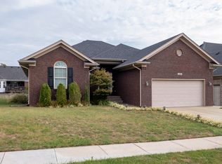 1306 Bostwick Ln, Louisville, KY 40245