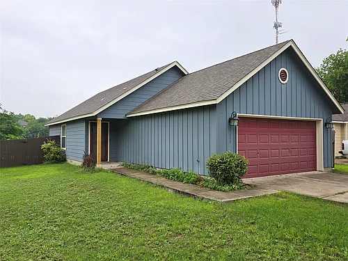 1208 Brendon Lee Ln Photo 1
