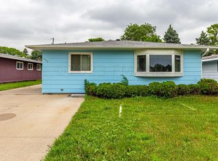 2113 6th Ave S, Fargo, ND 58103