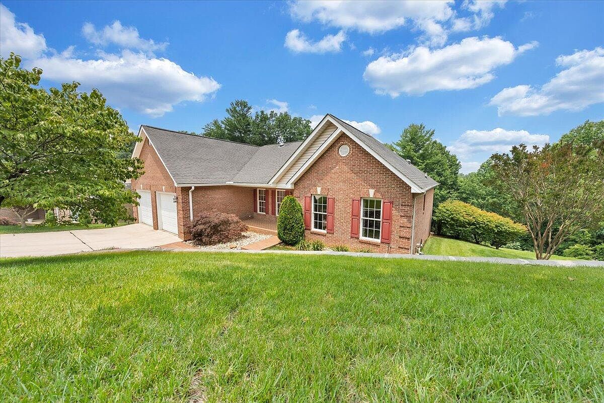 5818 Winnbrook Dr, Roanoke, VA 24018 MLS 899550 Zillow